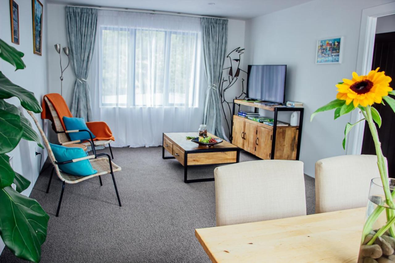 Luxury Stay, Alpaca Farm Paraparaumu Exterior photo